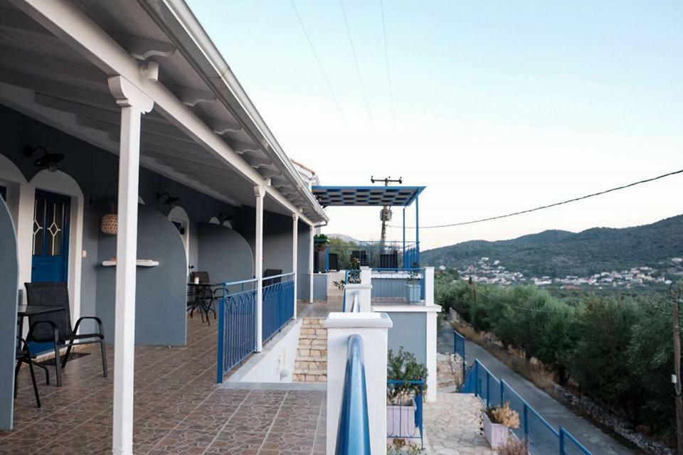 Val Di Compare Apartments バティ エクステリア 写真